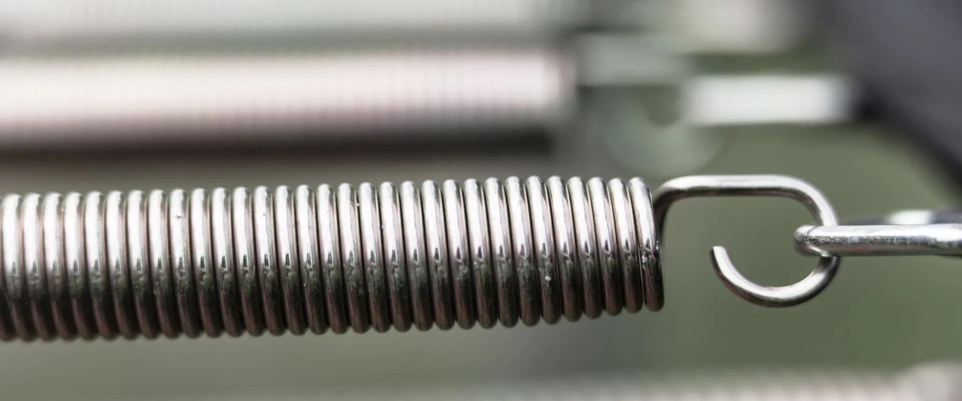 Metal spring