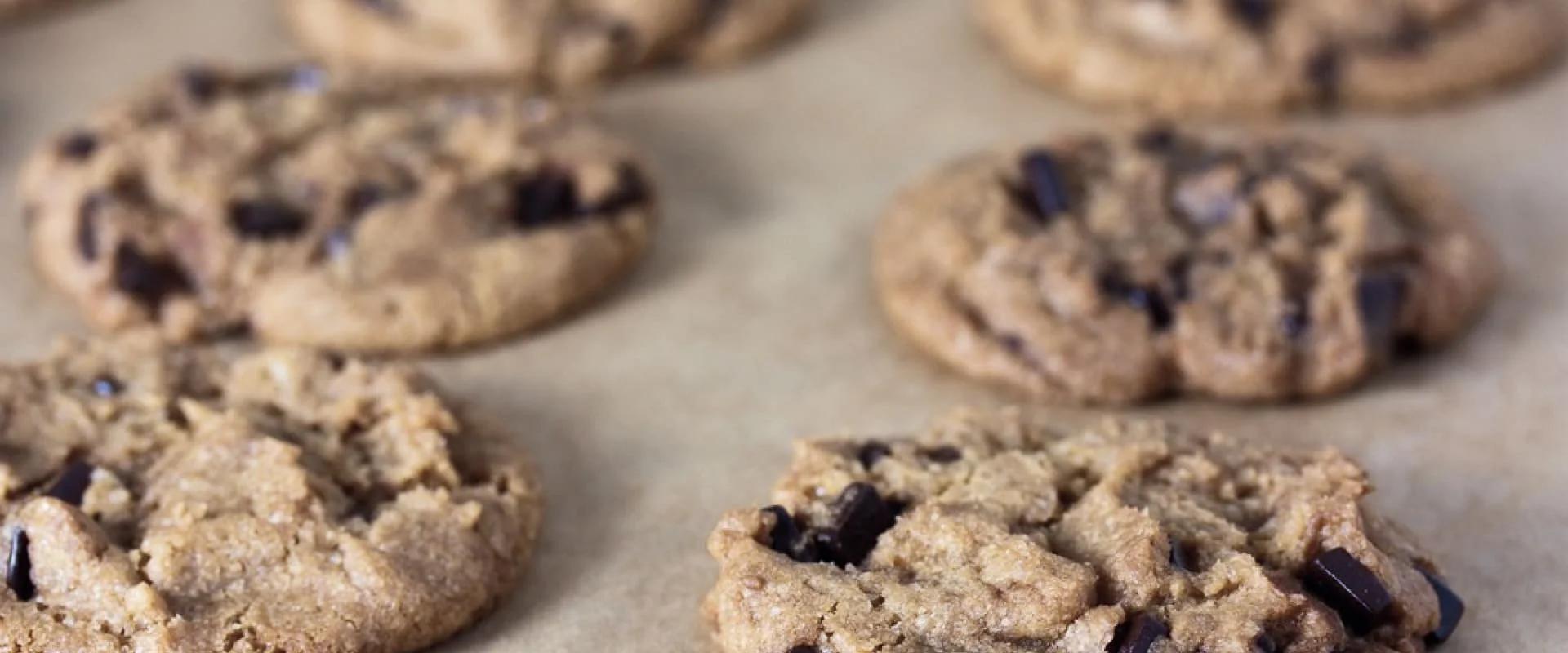 Chocolate chip cookie